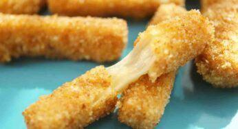 Lo snack del secolo lo preparo io rifacendomi ad una ricetta di oltreoceano. Preparo i cheese stick filanti in quantità