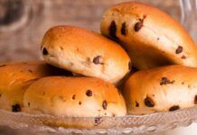 Pangoccioli golosissimi, meno di 50 kcal e senza lievitazione: sembrano gli originali ma la bilancia non mi spaventa più! Pangoccioli light senza lievitazione