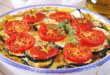 Parmigiana di zucchine a crudo in pirofila Parmigiana di zucchine a crudo RicettaSprint