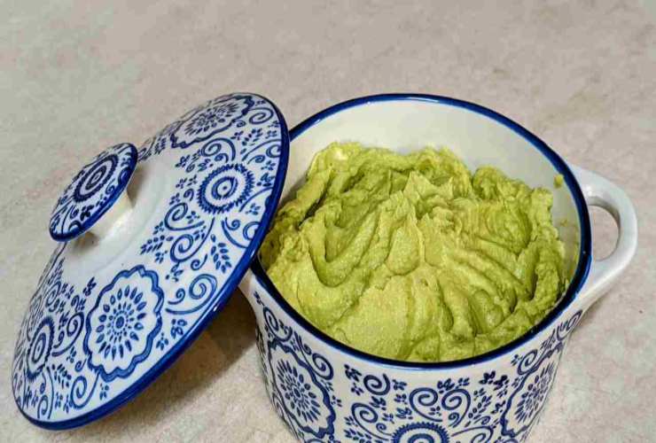 Pasta ca'muddica atturrata e pesto di asparagi RicettaSprint