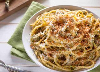 Pasta ca'muddica atturrata e pesto di asparagi RicettaSprint