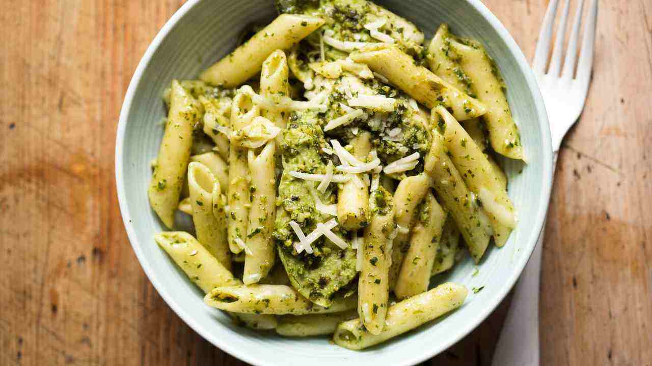 Pasta con pesto di zucchine - RicettaSprint