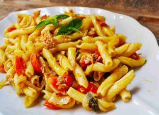Pasta peperoni e tonno RicettaSprint
