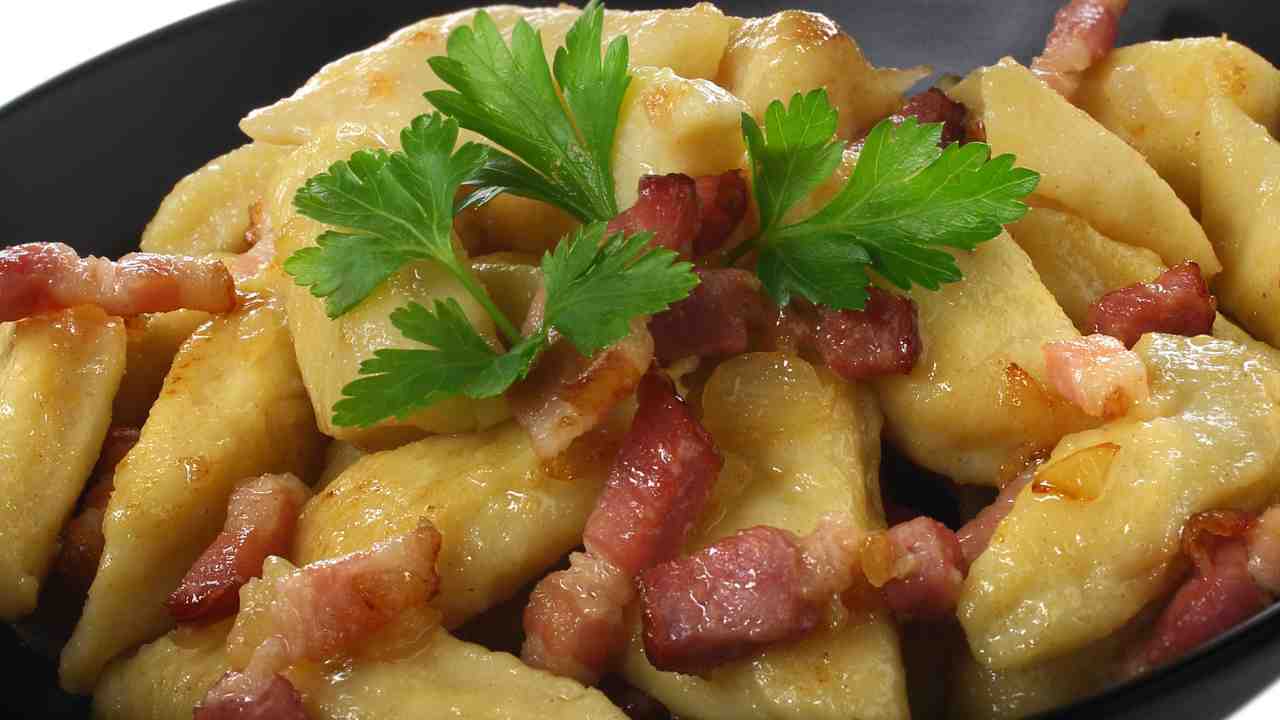 Patate allo speck croccanti in padella RicettaSprint