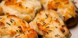 Patate ripiene alla paprika e scamorza
