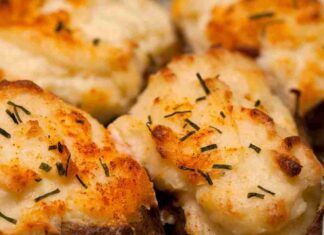 Patate ripiene alla paprika e scamorza