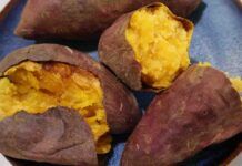 Patate schiacciate al forno