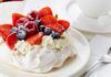 Pavlova ai frutti rossi RicettaSprint