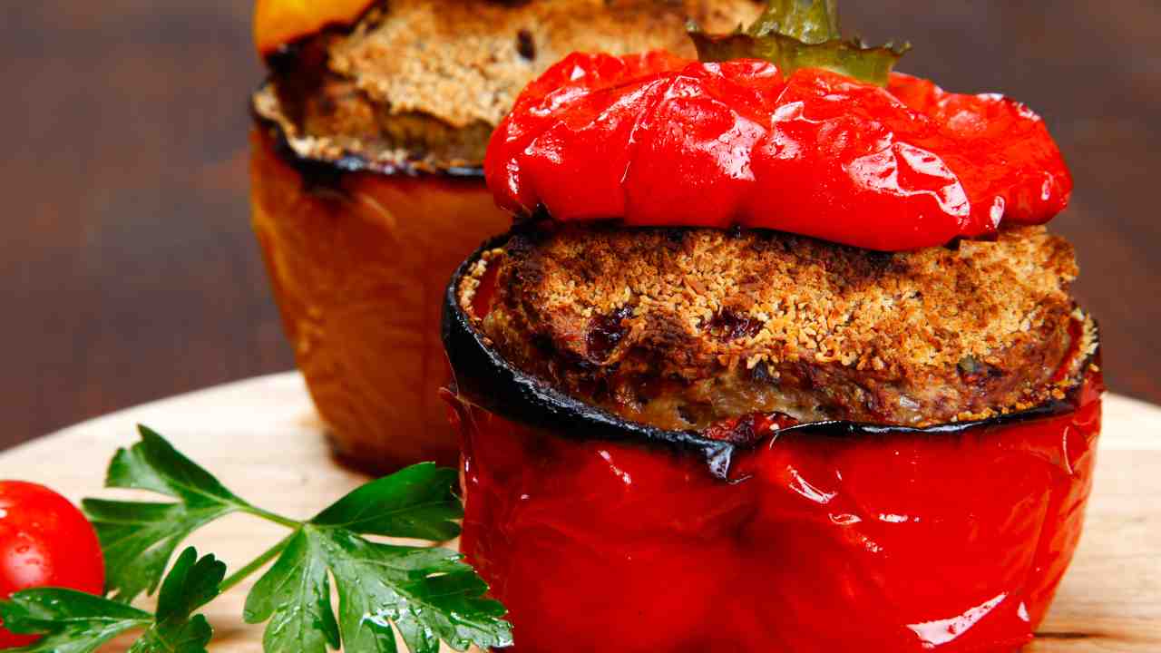 Peperoni ripieni di polpette RicettaSprint