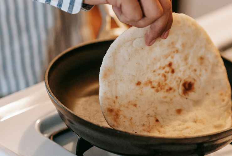Piadina ma senza strutto - RicettaSprint