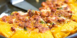 Pizza di patate con speck e provola RicettaSprint