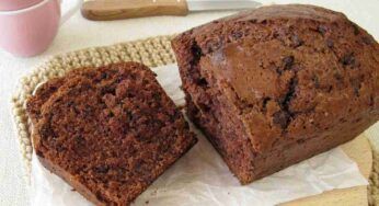 Con due ingredienti preparo un plumcake spaziale, zero burro, lievito e farina, pronto in 20 minuti