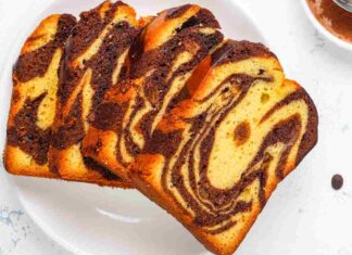 Plumcake all'acqua variegato al cacao