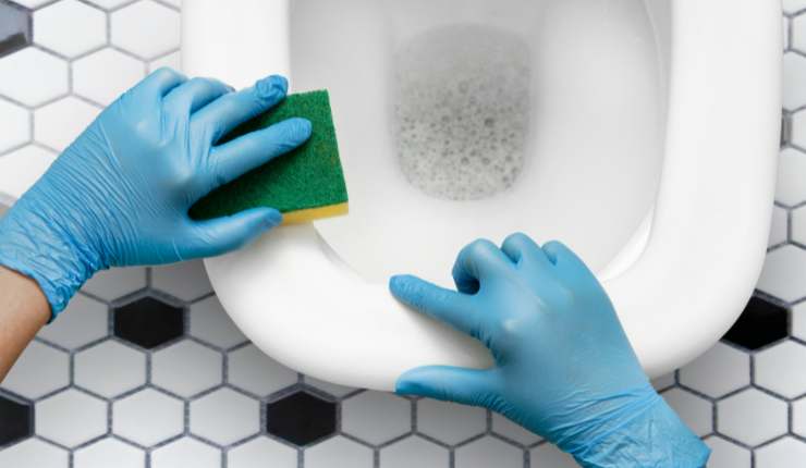 Pulire il wc con il bicarbonato di sodio RicettaSprint
