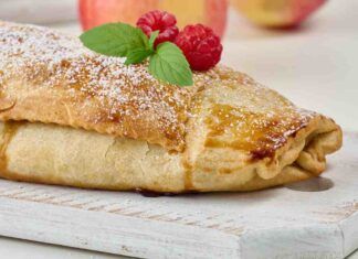 Rotolo di pasta frolla ripieno di marmellata RicettaSprint