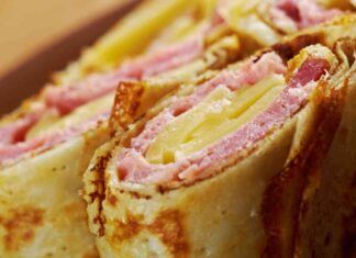 Rotolo di patate con prosciutto e formaggio - RicettaSprint