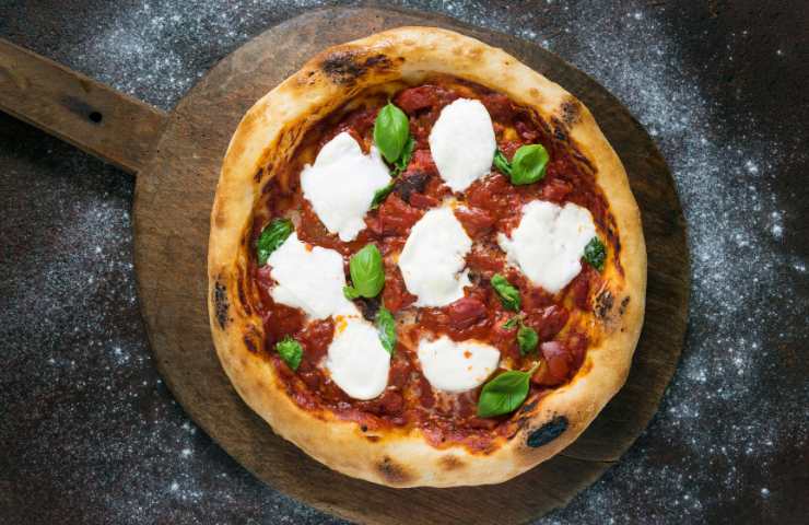 Pizza con fiordilatte