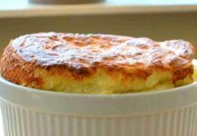 Ma quale tortino in tazza, io ti preparo direttamente il soufflè e senza forno! Souffle vanigliato ma senza forno - RicettaSprint