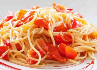 Spaghetti e pomodorini freschi - RicettaSprint