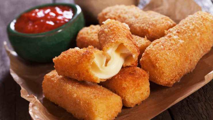 Stick di mozzarella RicettaSprint