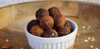 Tartufini al cioccolato ripieni - RicettaSprint