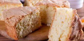 Torta al cocco senza zucchero e burro