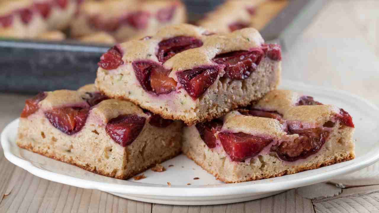 Torta al farro e fragole RicettaSprint