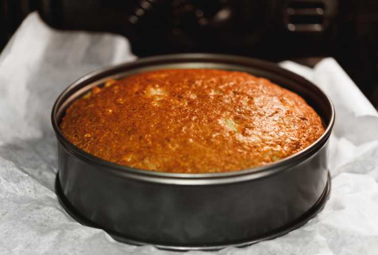Torta morbida alla vaniglia - RicettaSprint