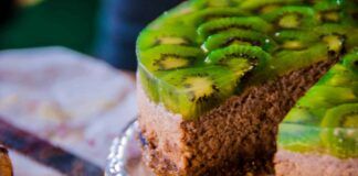 Torta morbida di kiwi - RicettaSprint