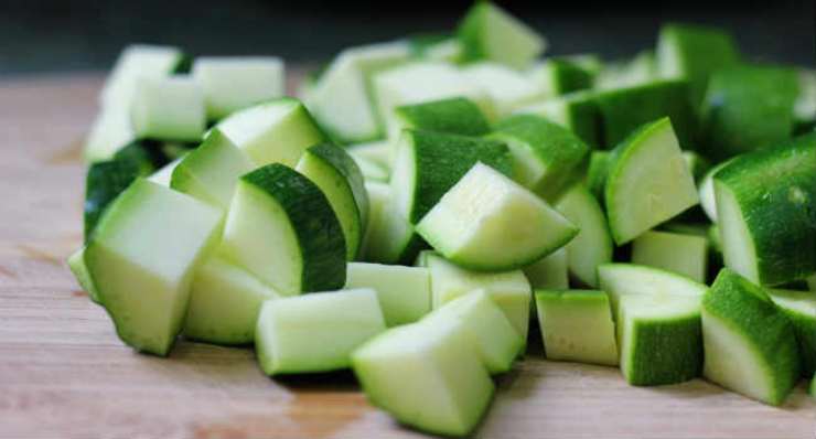Torta salata svuota frigo in friggitrice ad aria RicettaSprint