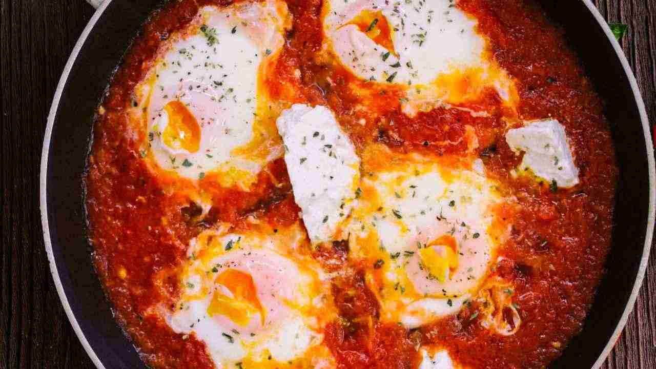 Uova alla pizzaiola - RicettaSprint