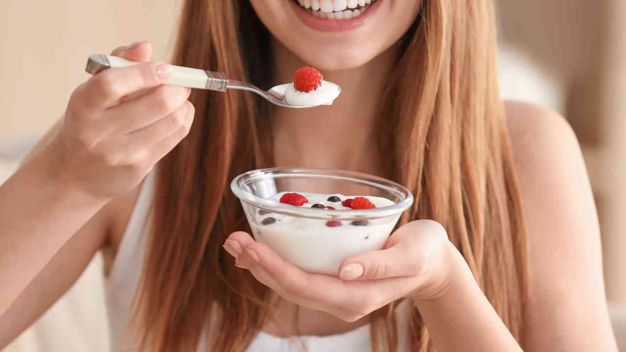 Yogurt magro o greco durante la dieta - RicettaSprint