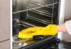 bicarbonato e del limone per pulire il forno
