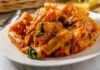 pasta del carcerato la preparo quando il frigo è vuoto, ogni volta svolto la cena e fanno tutti il bis, non è mai abbastanza!