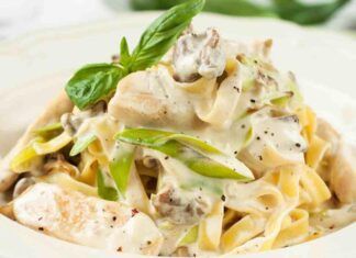 tagliatelle salsiccia e crema di parmigiano ricettasprint