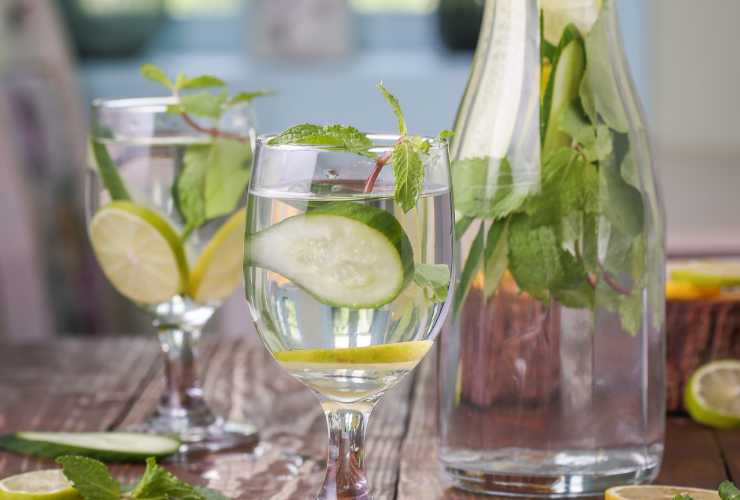 Acqua detox pancia - RicettaSprint