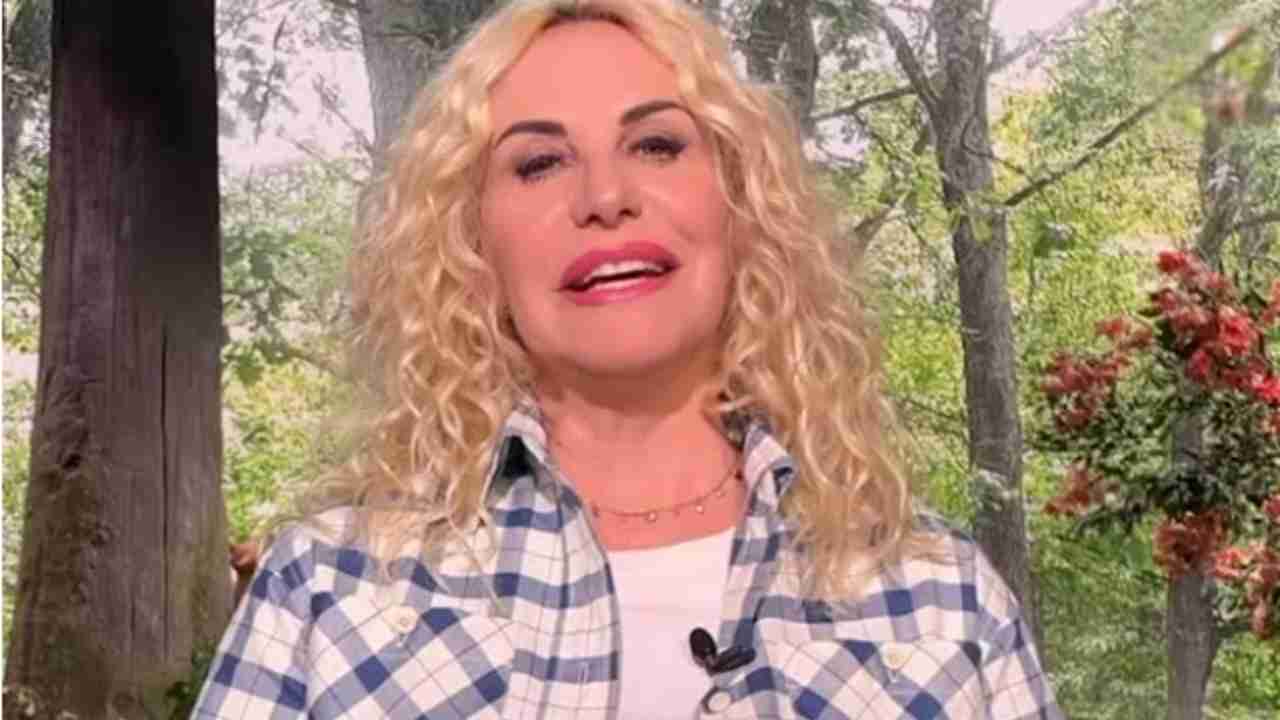 Antonella Clerici stoccata in diretta - RicettaSprint