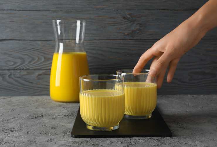 Bere curcuma e zenzero per una settimana - RicettaSprint