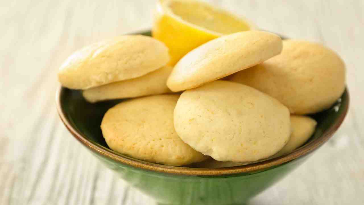 Biscotti al limone dell'estate - RicettaSprint
