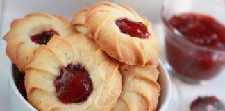 Biscotti vegani alla marmellata