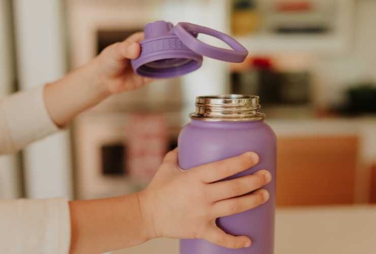 Borracce in vetro plastica o acciaio quali sono le migliori - RicettaSprint