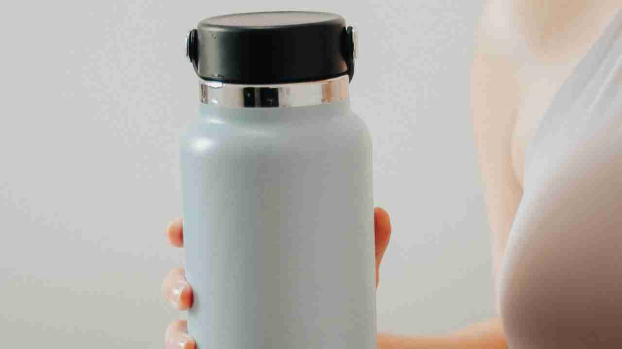 Borracce in vetro plastica o acciaio quali sono le migliori - RicettaSprint