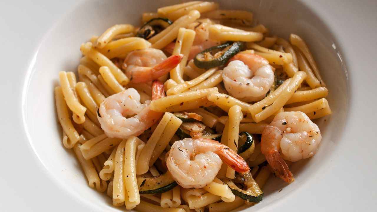 Casarecce con zucchine e gamberetti