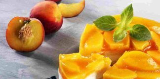 Cheesecake alle pesche