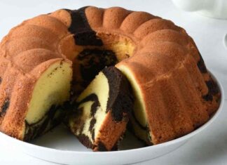 Ciambellone marmorizzato alla ricotta