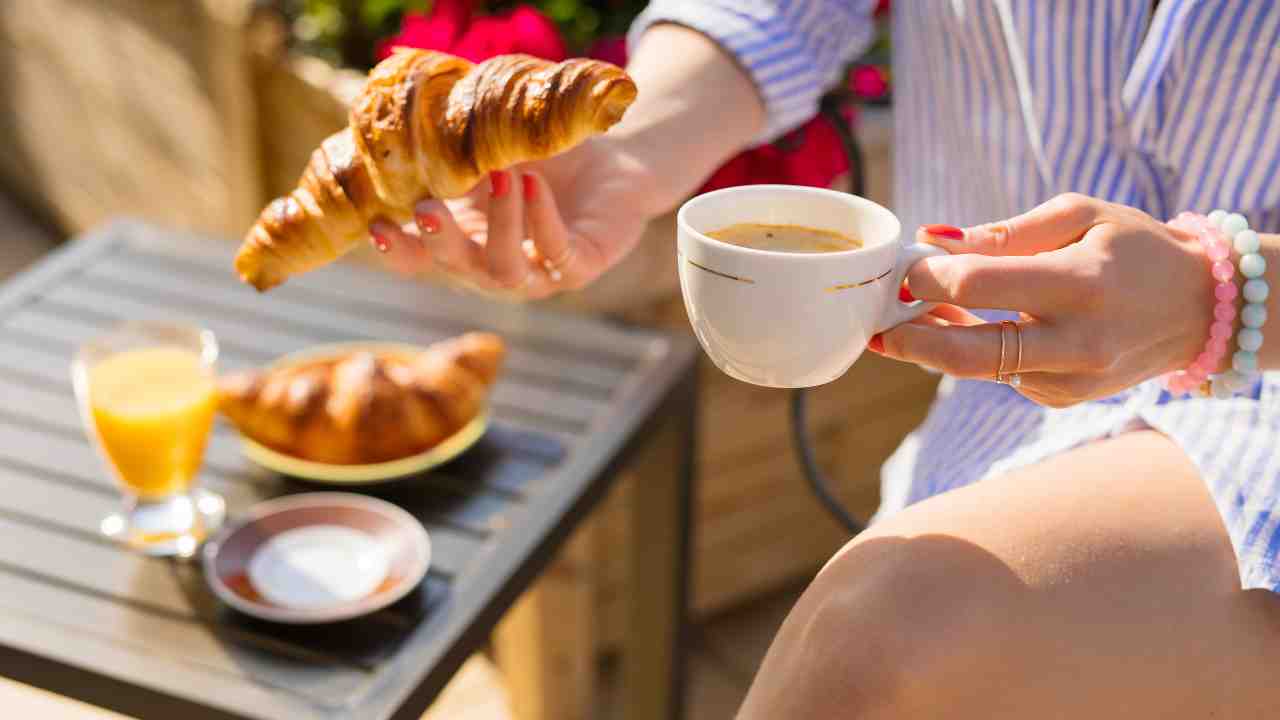 Colazione cosa evitare di mangiare - RicettaSprint