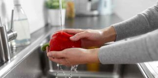 Come lavare frutta e verdura - RicettaSprint