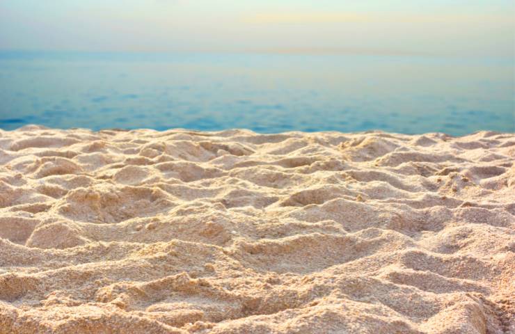 Una spiaggia in estate