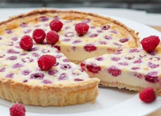 Crostata al cioccolato bianco e lamponi