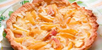 Crostata pesche mandorle RicettaSprint